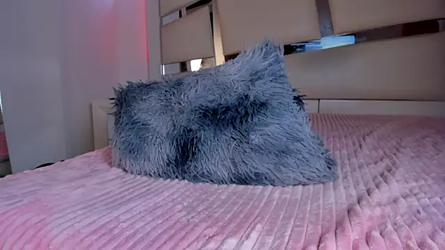 chrystal_js's cam snapshot