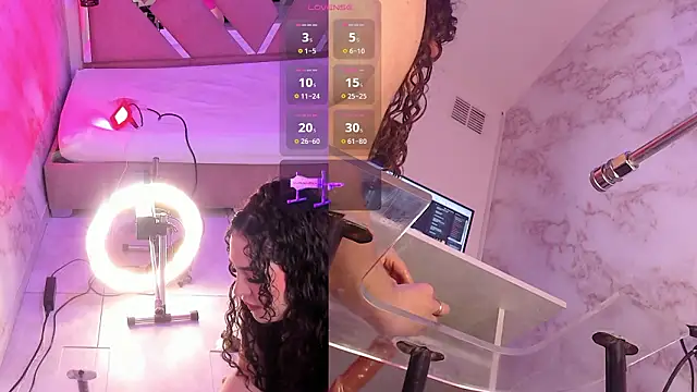 RoxyLicious_'s cam snapshot