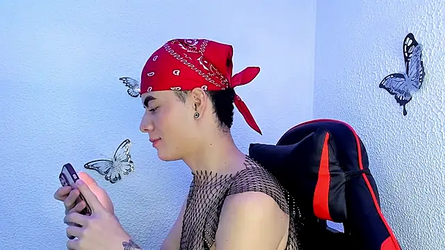 andrew_ixz's cam snapshot