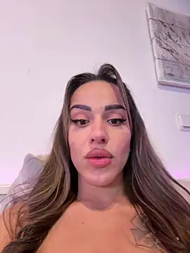 -Alisa's cam snapshot