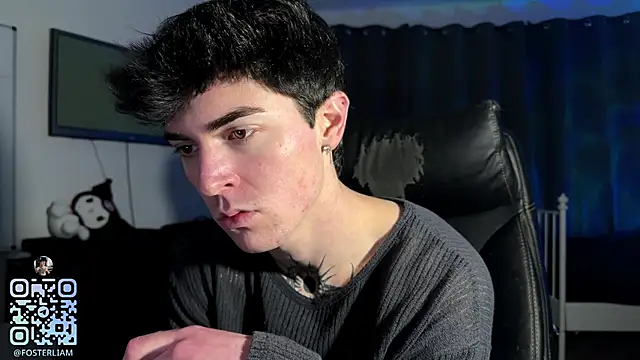 LiamFoster live sex cam