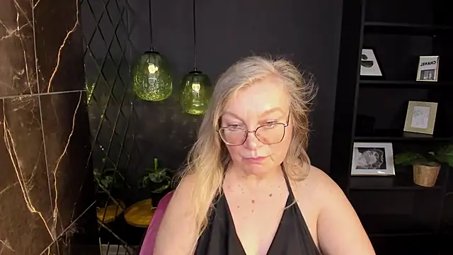 NataliMellow's cam snapshot