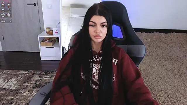 Tiffany_lab's cam snapshot