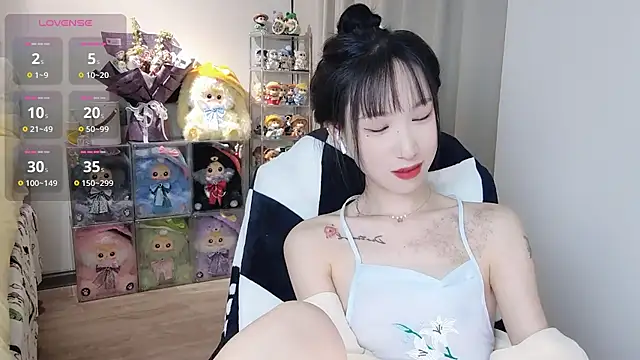 M-OTT_'s cam snapshot