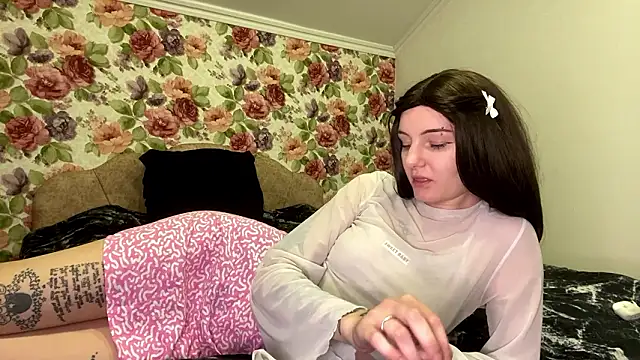 ElizabethKolm's cam snapshot