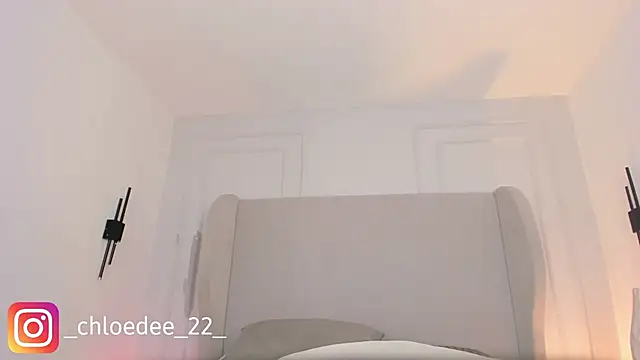 chloe_d's cam snapshot