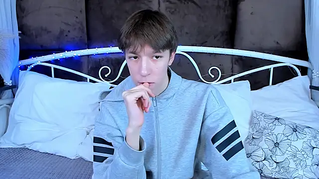 MarkBranston's cam snapshot