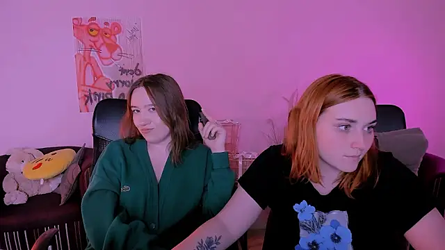 casey_meow_'s cam snapshot