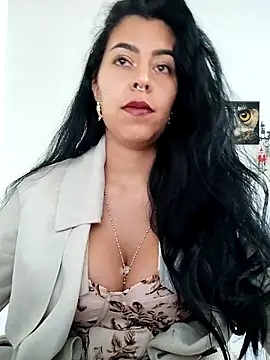 Luianna's cam snapshot