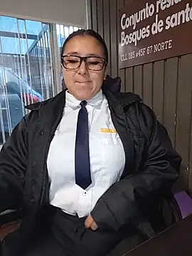 Cute_Penelope's cam snapshot