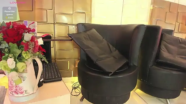 NaomyRivera's cam snapshot