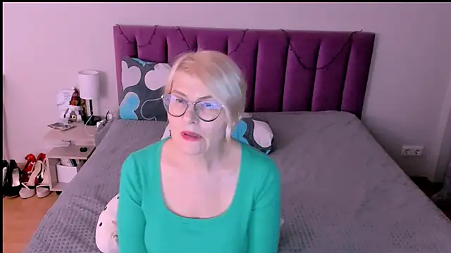 sabrinamacmarren's cam snapshot