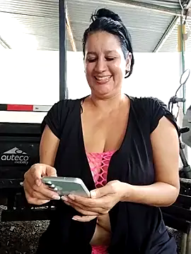 keilymadam's cam snapshot