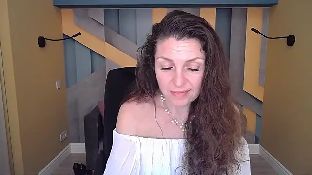 EllaLong's cam snapshot