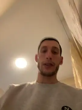 Gionnytav's cam snapshot