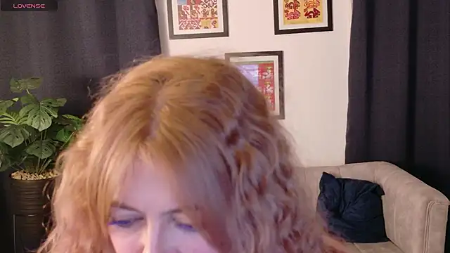 MilfArlet's cam snapshot