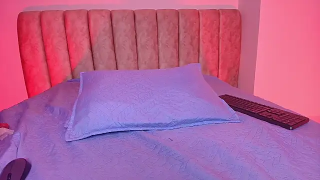 agath_69's cam snapshot