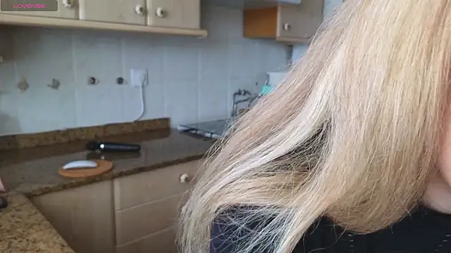 Lunamix's cam snapshot