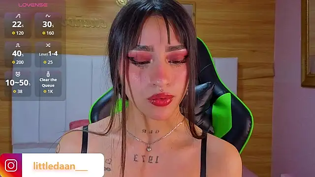 Abril_Velvet_a_'s cam snapshot