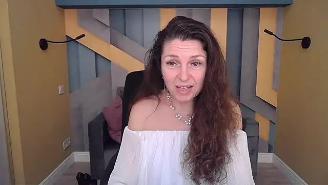 EllaLong's cam snapshot