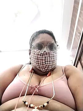 Pushpavathi_78's cam snapshot