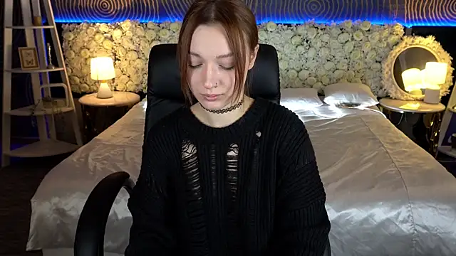 FoxyMayy's cam snapshot