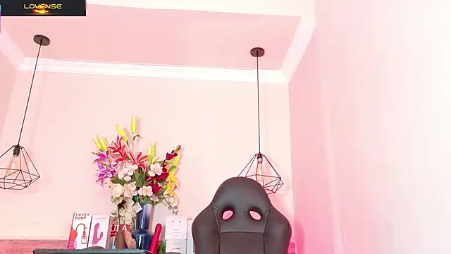 Scarlettt_Ass's cam snapshot