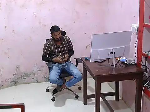 HotXKrish's cam snapshot