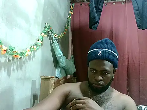 2ocmaxi live sex cam