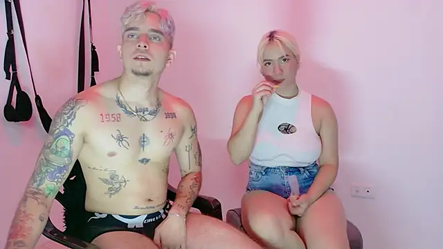 AliceandMax live sex cam