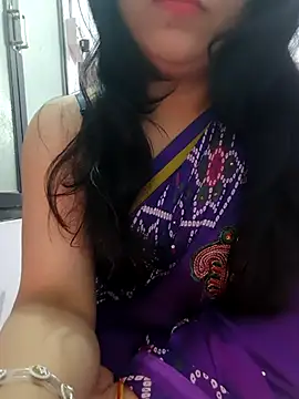 roshni_agrawal0's cam snapshot