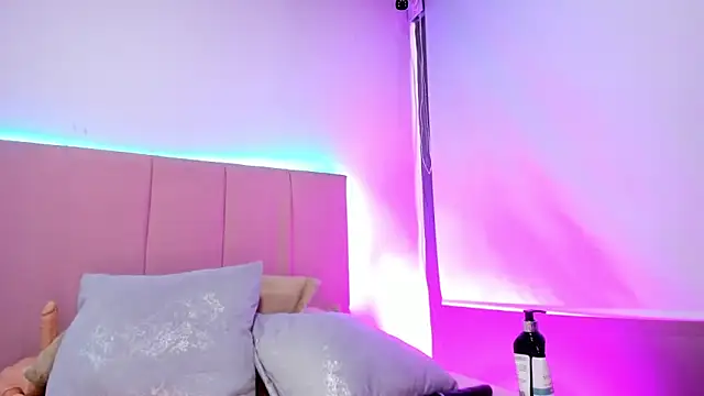 melani_xc's cam snapshot