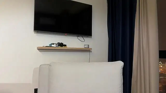 _liatris_'s cam snapshot