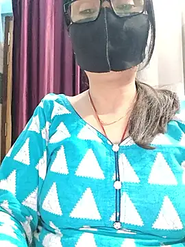 Aishwaryaa_69's cam snapshot