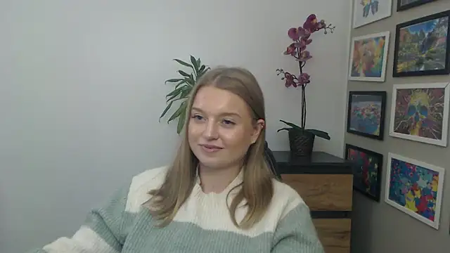 Mysteryerica's cam snapshot