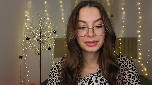 Real_cutie1's cam snapshot