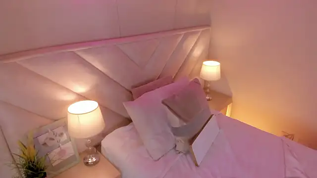 _angela_x's cam snapshot