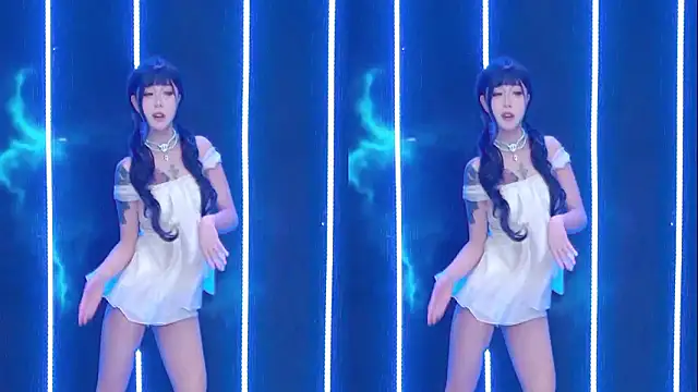 queen--001's cam snapshot