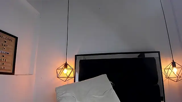 amysc's cam snapshot