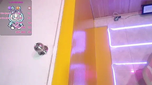 Sally23_'s cam snapshot