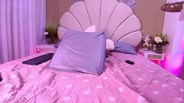 aisha_sh's cam snapshot