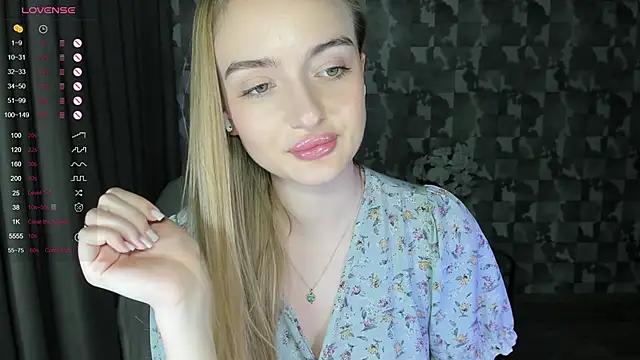 A_delina's cam snapshot