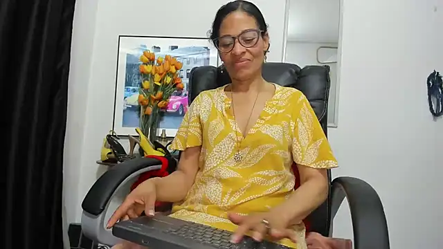 Aries_Mature's cam snapshot