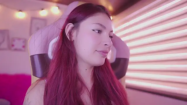 Rebecah_1's cam snapshot