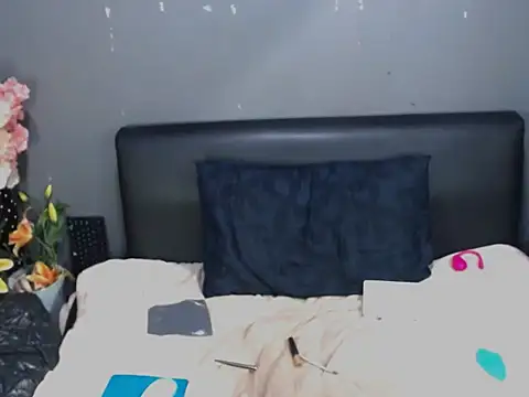 Ebonyteen18's cam snapshot