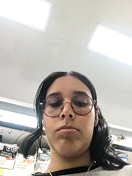 Annya-sweet live sex cam