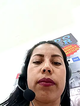 _andrea30's cam snapshot