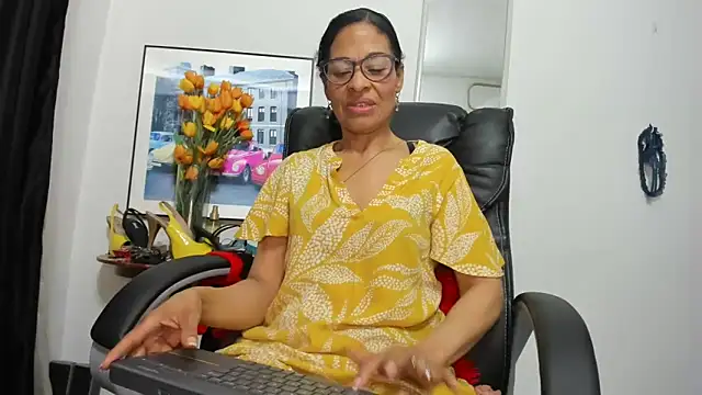 Aries_Mature's cam snapshot