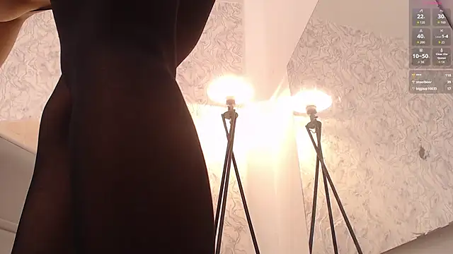 aura_sanders1's cam snapshot