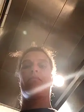 sarahkat86's cam snapshot